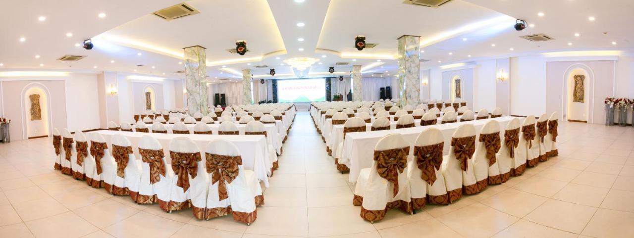 Tre Xanh Hotel Pleiku Exterior foto